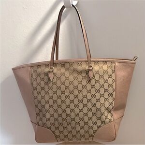 Gucci Beige and Tan Tote Bag w/COA No CallOuts